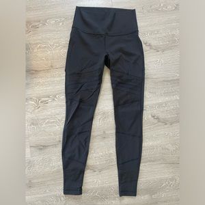Lululemon black leggings